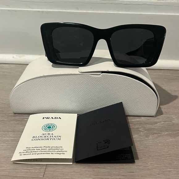 Prada Sunglasses - Picture 6 of 9